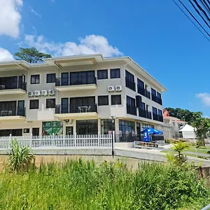 B Beau Vallon (Mahe)