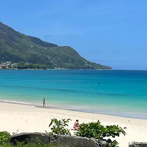 Panorama Beau Vallon Бо-Валлон
